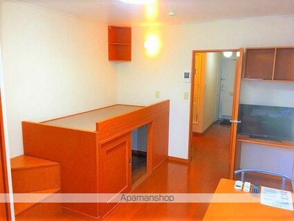 レオパレスカメリアひたち野Ⅰ[1K/23.71m2]のリビング・居間1