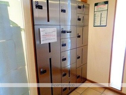 東急ドエル・キルト三軒茶屋[1R/39.47m2]の共用部3