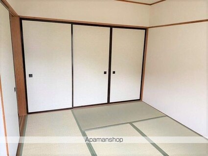 レジデンス南[2LDK/62.7m2]の収納3