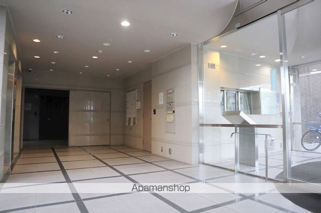 平野元町 日興マンションの玄関写真