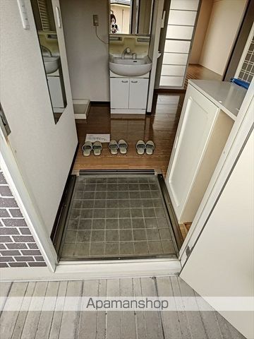 サンヒルズ若草Aの内装写真