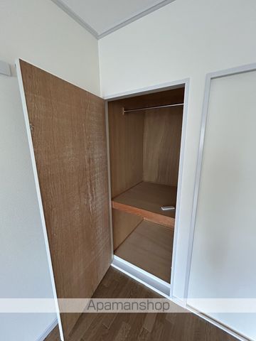 リマーカーブル己斐の内装写真