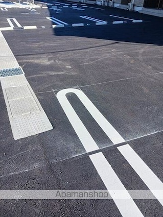 ラ・レコルト宇多津Ⅱ[2LDK/50.53m2]の駐車場