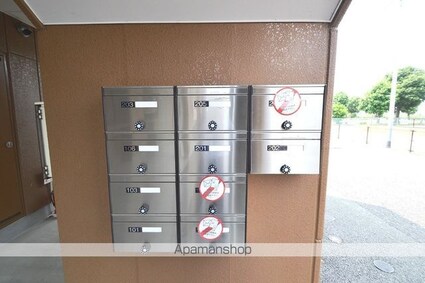 ファミール　ガーデン[2LDK/51.31m2]のエントランス3