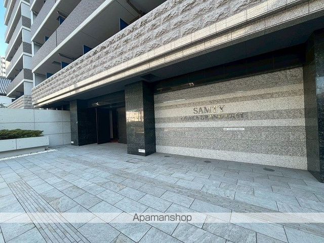 サムティ大阪GRANDEASTの玄関写真