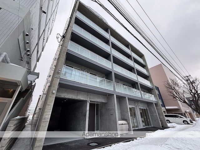 札幌市東豊線 環状通東駅 徒歩2分 5階建 築2年の外観写真