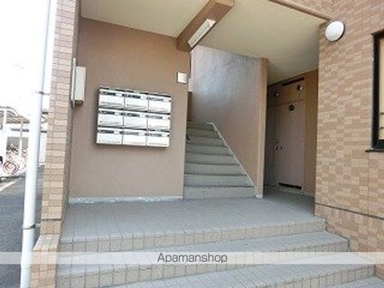 パルテール泉[2LDK/56.59m2]の共用部2