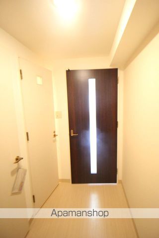 EーONEの内装写真
