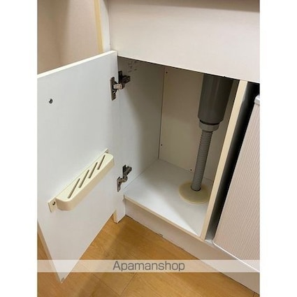 リード南大塚[1R/16.08m2]の収納