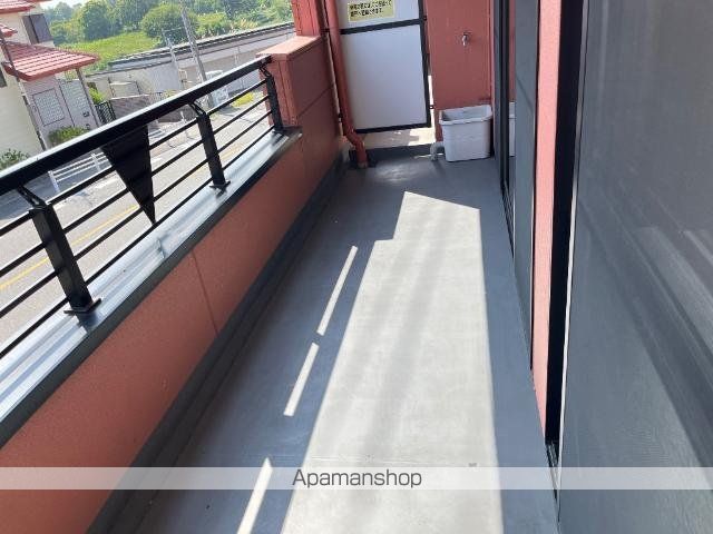 レジデンスヒルズカコIIIの内装写真