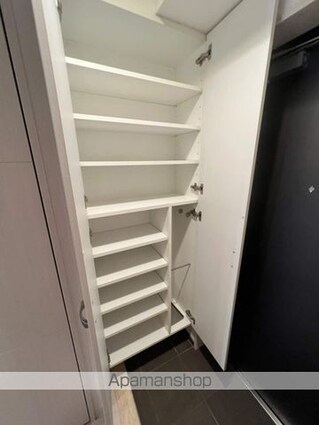 東京都中野区松が丘２丁目[1K/21m2]の内装2