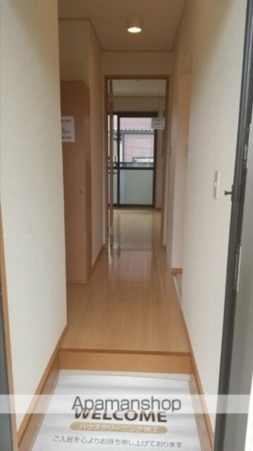 Ｅａｓｔ　Ｗｉｎｄ[1R/29.25m2]の玄関1