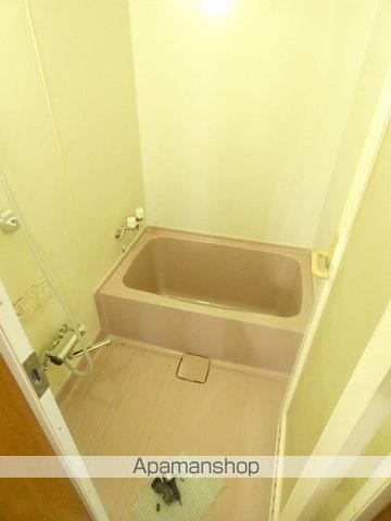 ロイヤルハイツHIの内装写真