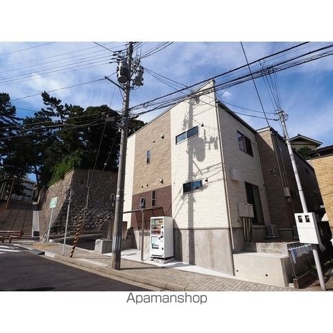 プラタナス旭町の外観写真