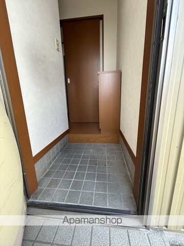 サラティ2の内装写真