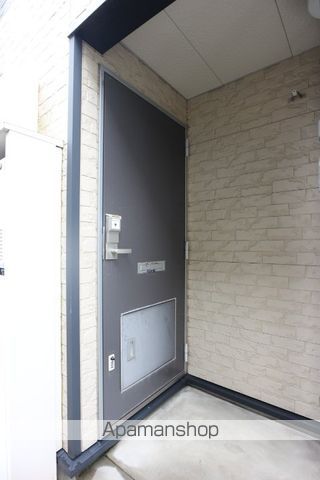 レオパレスワンダーランド IIの玄関写真