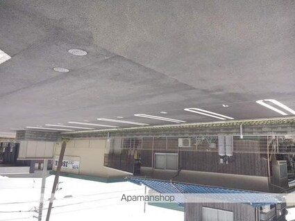 ホワイトクレイン野洲[1LDK/40.26m2]の駐車場2