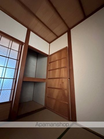植木野ハウスA棟の内装写真