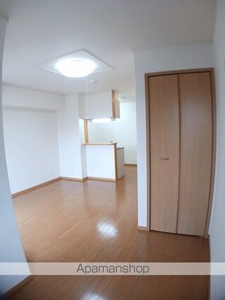 東京都青梅市新町１丁目[1R/40m2]の内装2
