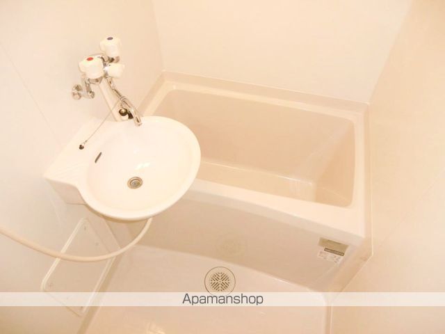 レオパレスカリヨ尼崎の内装写真