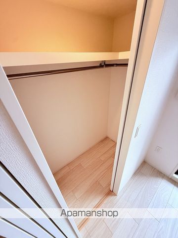 アリヴィス放出の内装写真