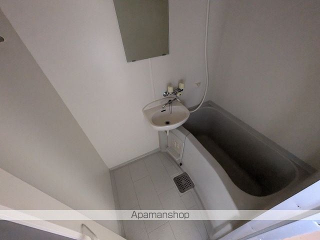 NAKASHIMA BLDの内装写真