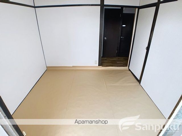 デファンドル山越の内装写真