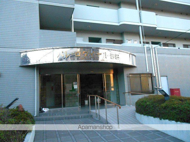 パレロワイヤル吉田の外観写真