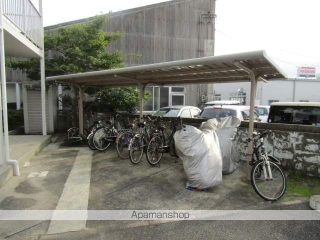 レオパレスエスト長府の内装写真