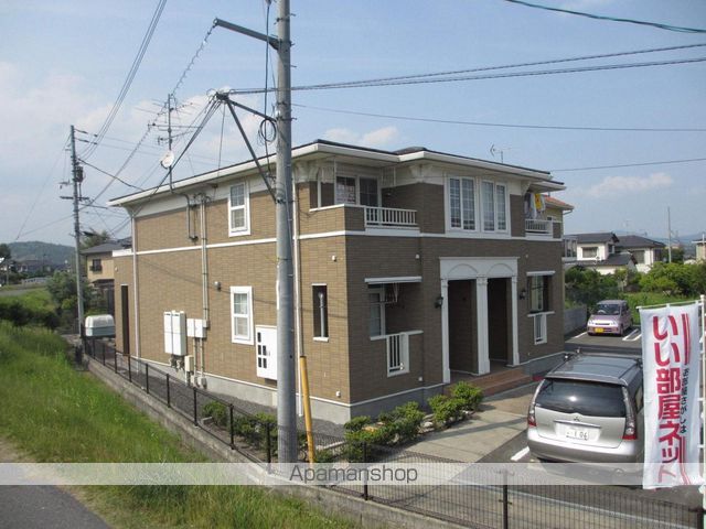 ホワイトリリーAの外観写真