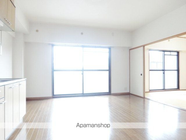 オークティプラザ原田の内装写真