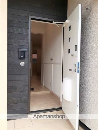 プロムナード　Ｎ[1LDK/50.13m2]の玄関