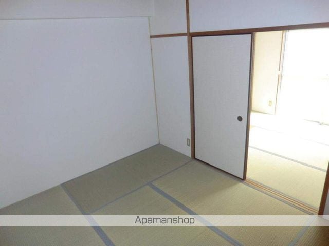 森岡ハイツの内装写真