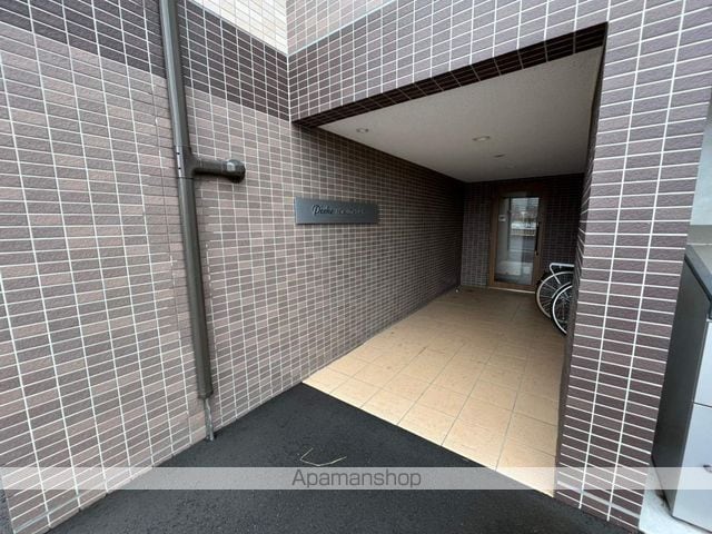 ペシェ北大西の玄関写真