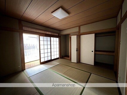 石川貸家[4LDK/133.96m2]の内装2