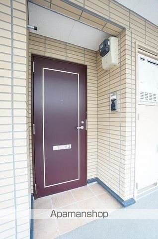 カーサ クワノの玄関写真