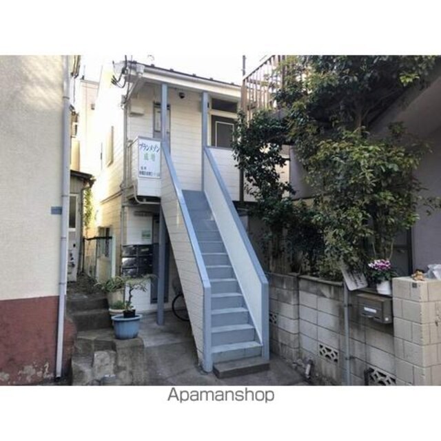 ブランメゾン成増[1R/14.74m2]のエントランス