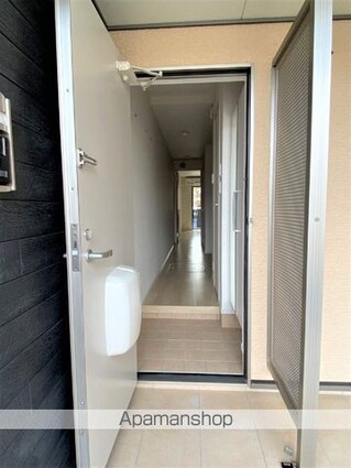 カルヴァドス　Ｂ[1K/32.25m2]の玄関