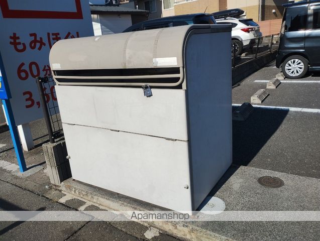 プランドール鶴間の玄関写真