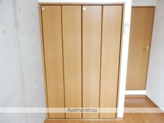 リヴィエラ上町IIIの内装写真
