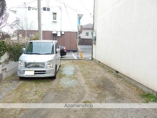 福泊アパートの外観写真