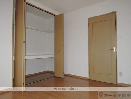 ブライムセントラル[3LDK/70.14m2]の収納