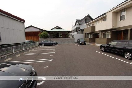 リーフグリーン　ハイツⅡ[1LDK/42.98m2]の駐車場