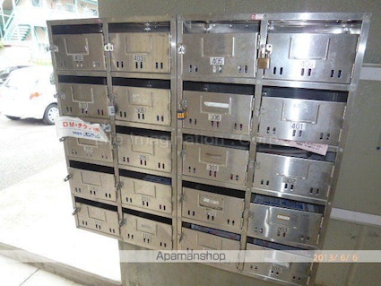 ＴｗｉｎＡｖｅｎｕｅ[3DK/47.97m2]のエントランス2