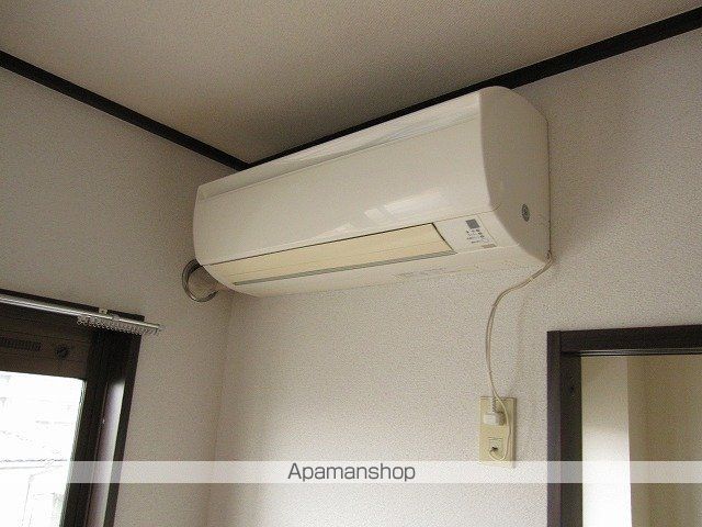 メルクールの内装写真