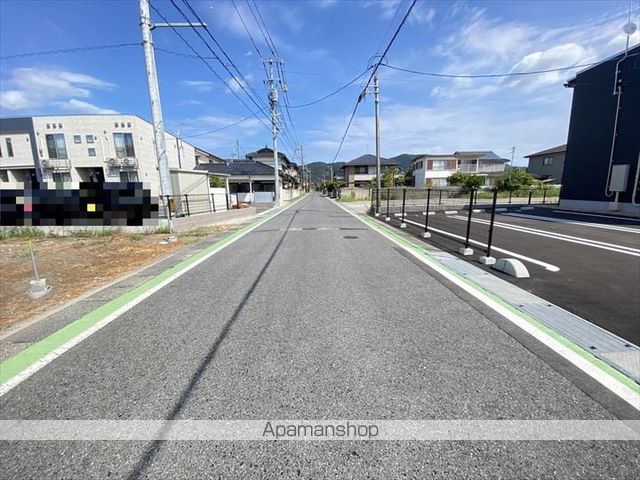 アーモンドアイの周辺写真