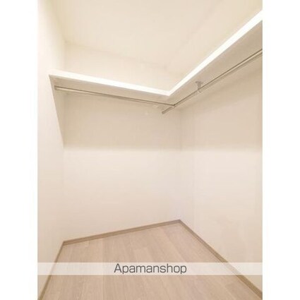 エルスタンザ葵[1LDK/35.39m2]の収納