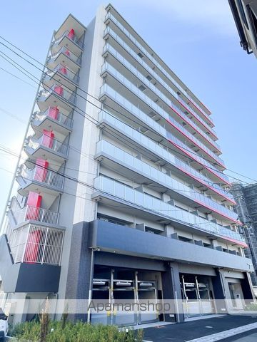 セレニテ江坂エクラの外観写真