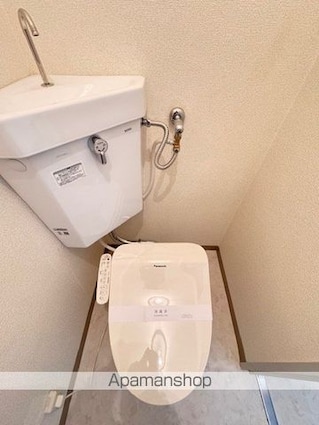 ハイネス中目黒[3DK/54.57m2]のトイレ