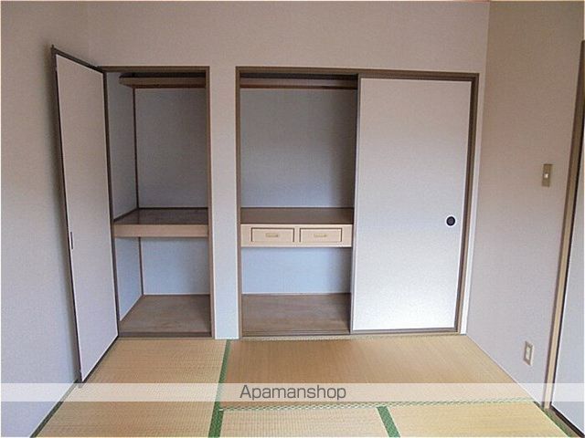 ハイカムール・浅井の内装写真